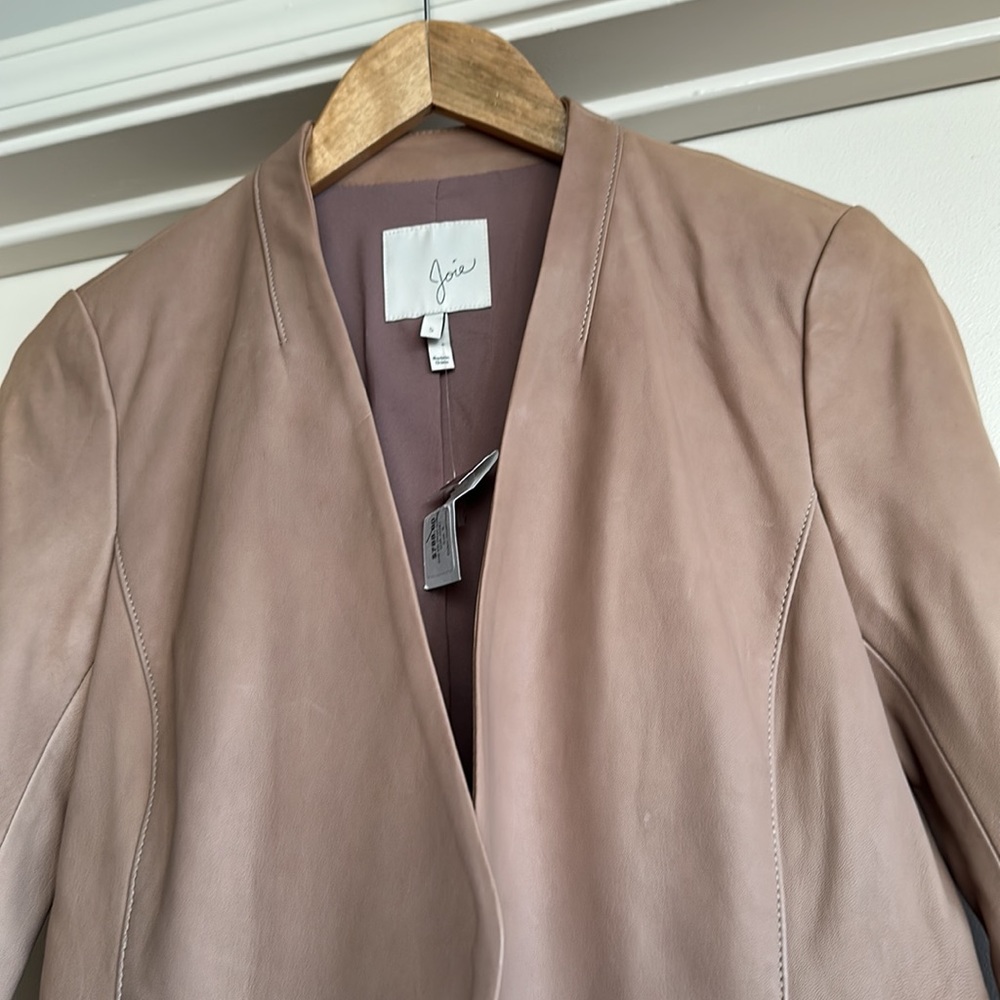 Leather jacket - Picture 5 of 17